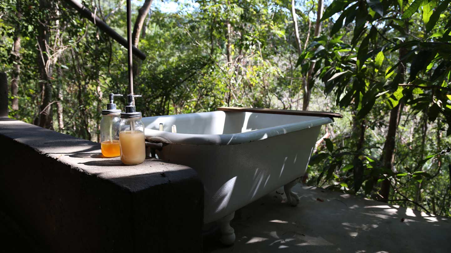 How-to-Get-Rid-of-Your-Old-Hot-Tub-on-toplineblog