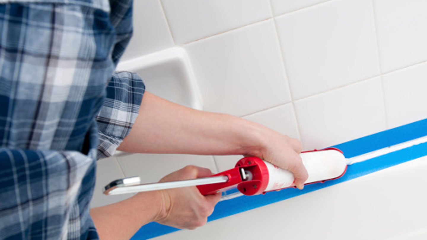 Tips-for-Re-Caulking-the-Bathroom-with-Ease-on-toplineblog-info