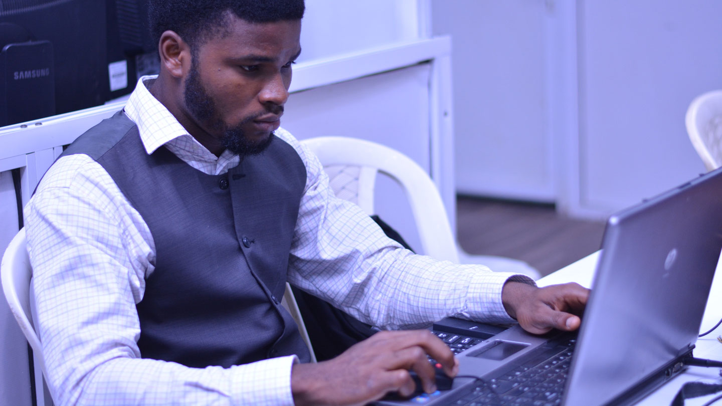 Building-a-Website-That-Converts-Tips-from-Conversion-Rate-Optimization-Experts-on-toplineblog