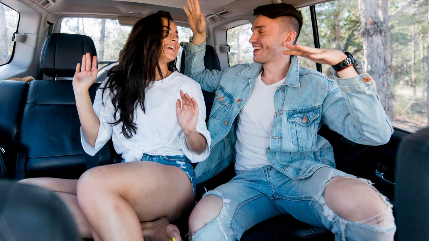 Go-Big-Or-Go-Home---Limousine-Party-Bus-Rental-Spectaculars-on-toplineblog