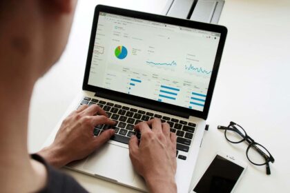 Why Some Businesses Prefer QuickBooks Online Over Enterprise Solutions On TopLineBlog
