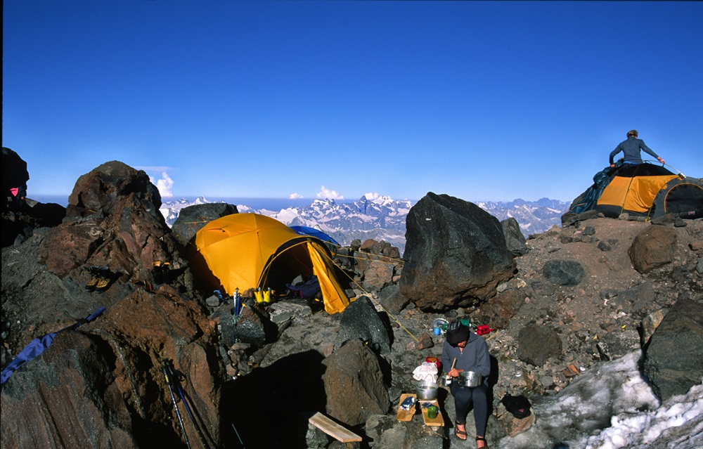 ALPS mountaineering tent